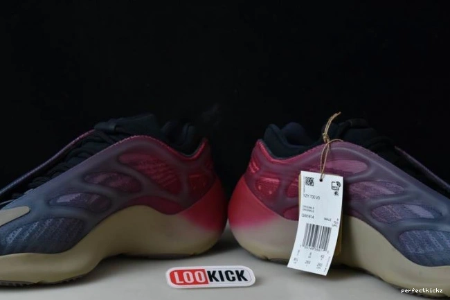 Carbon Yeezy V3 700 Fade GW1814 Adidas 0818